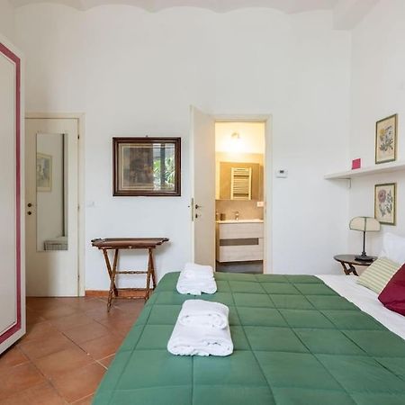 Colosseum Charming Apartment Roma Exterior foto