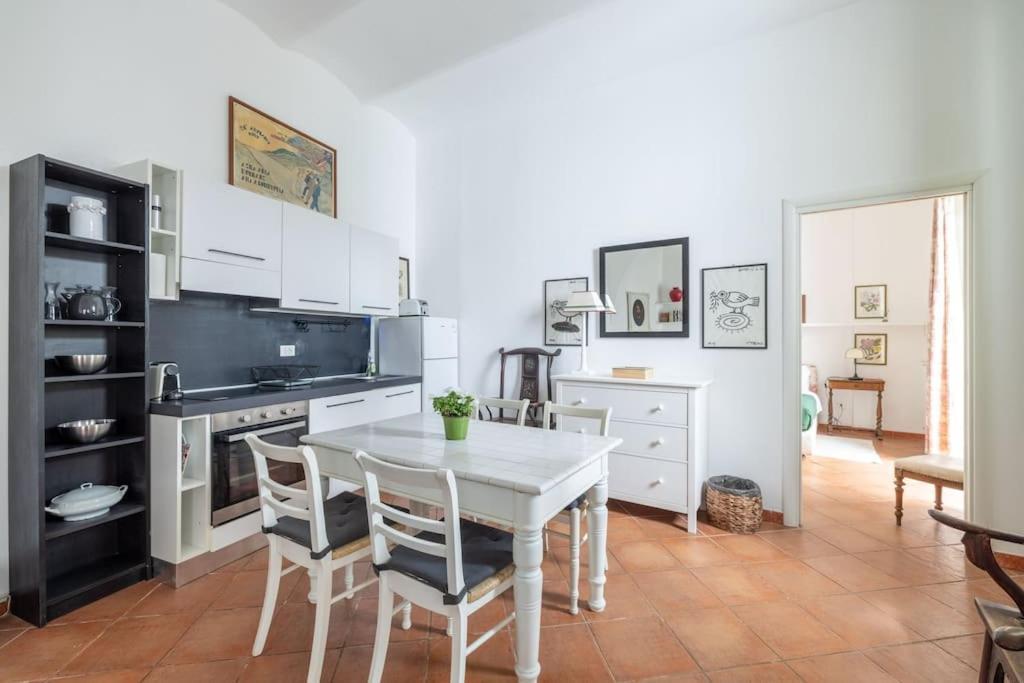 Colosseum Charming Apartment Roma Exterior foto