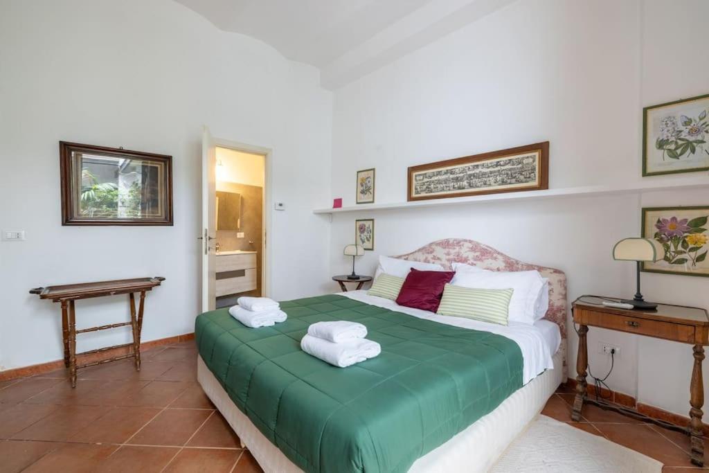Colosseum Charming Apartment Roma Exterior foto